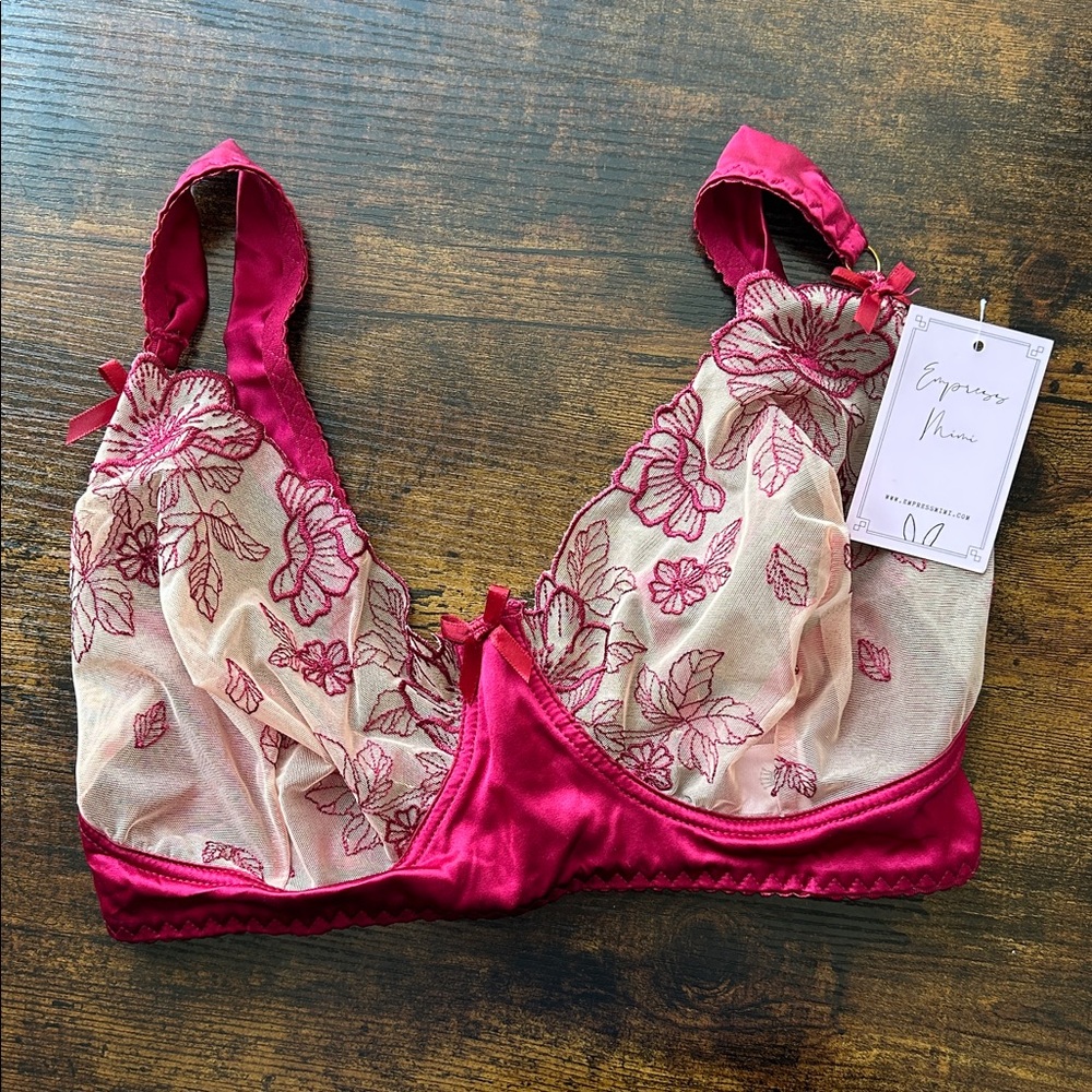 Empress Lingerie Red and Cream Floral Lace Bra